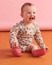 Load image into Gallery viewer, Pinkie Baby Booties
