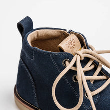 Load image into Gallery viewer, Desert Boot Navy
